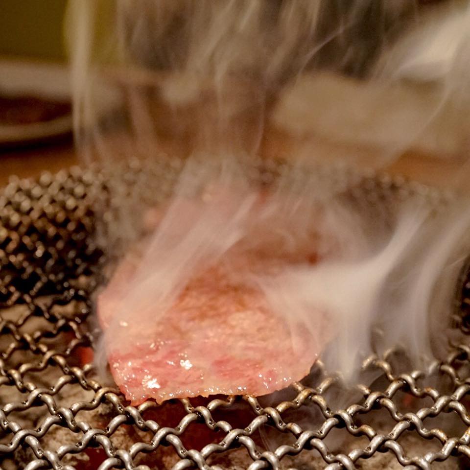 炭火焼肉 なかはら