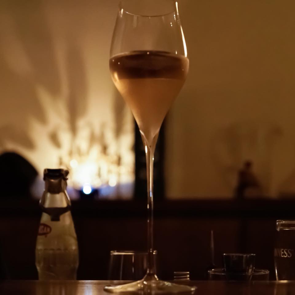 バー アンティーク