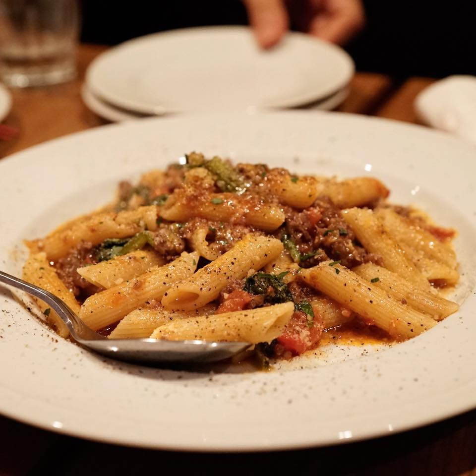 ブラーチェ・エ・ヴィーノ・ジジーノ