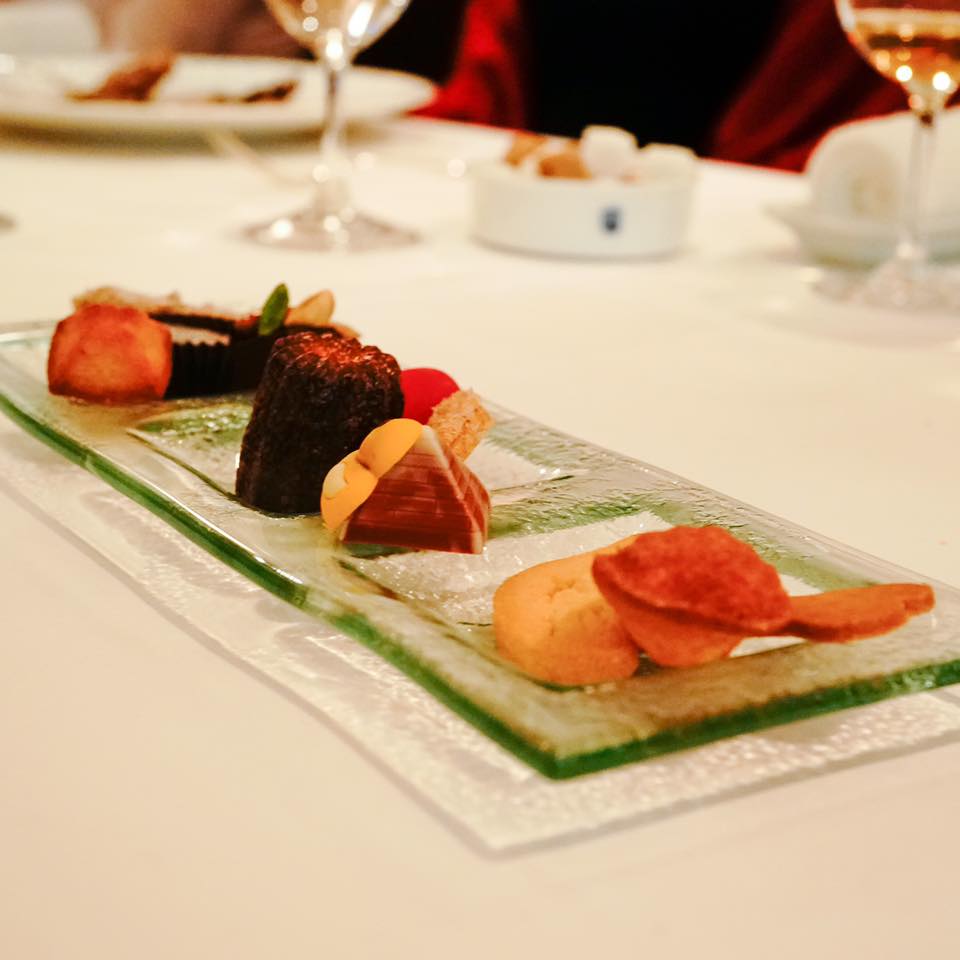 レストラン・アルバス