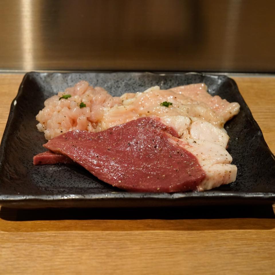炭火焼肉 なかはら