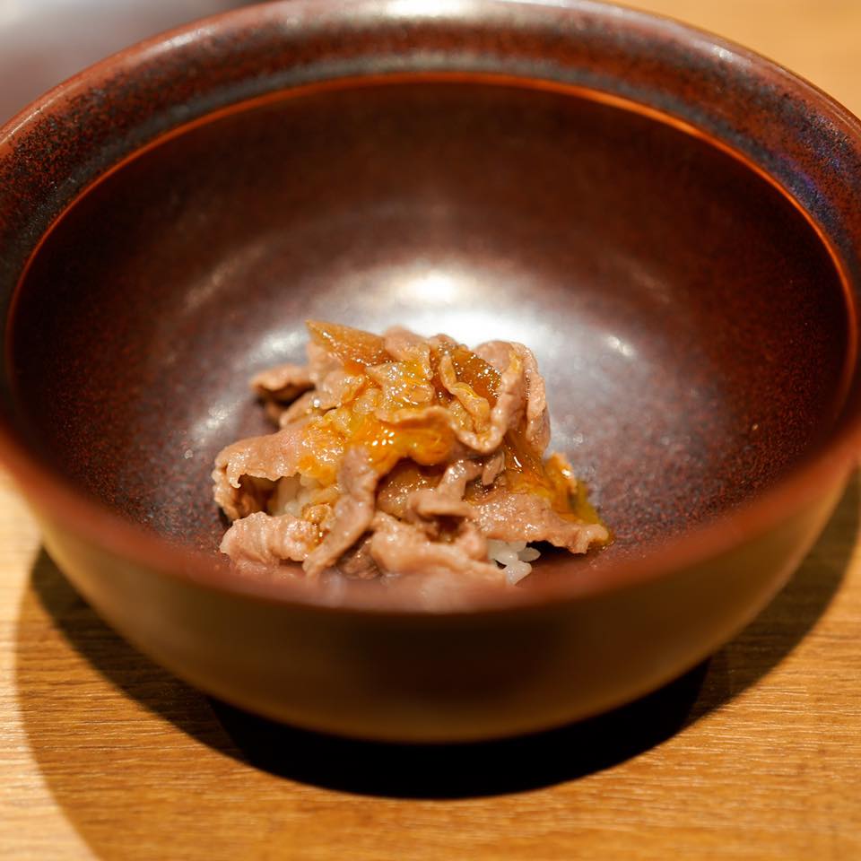 炭火焼肉 なかはら