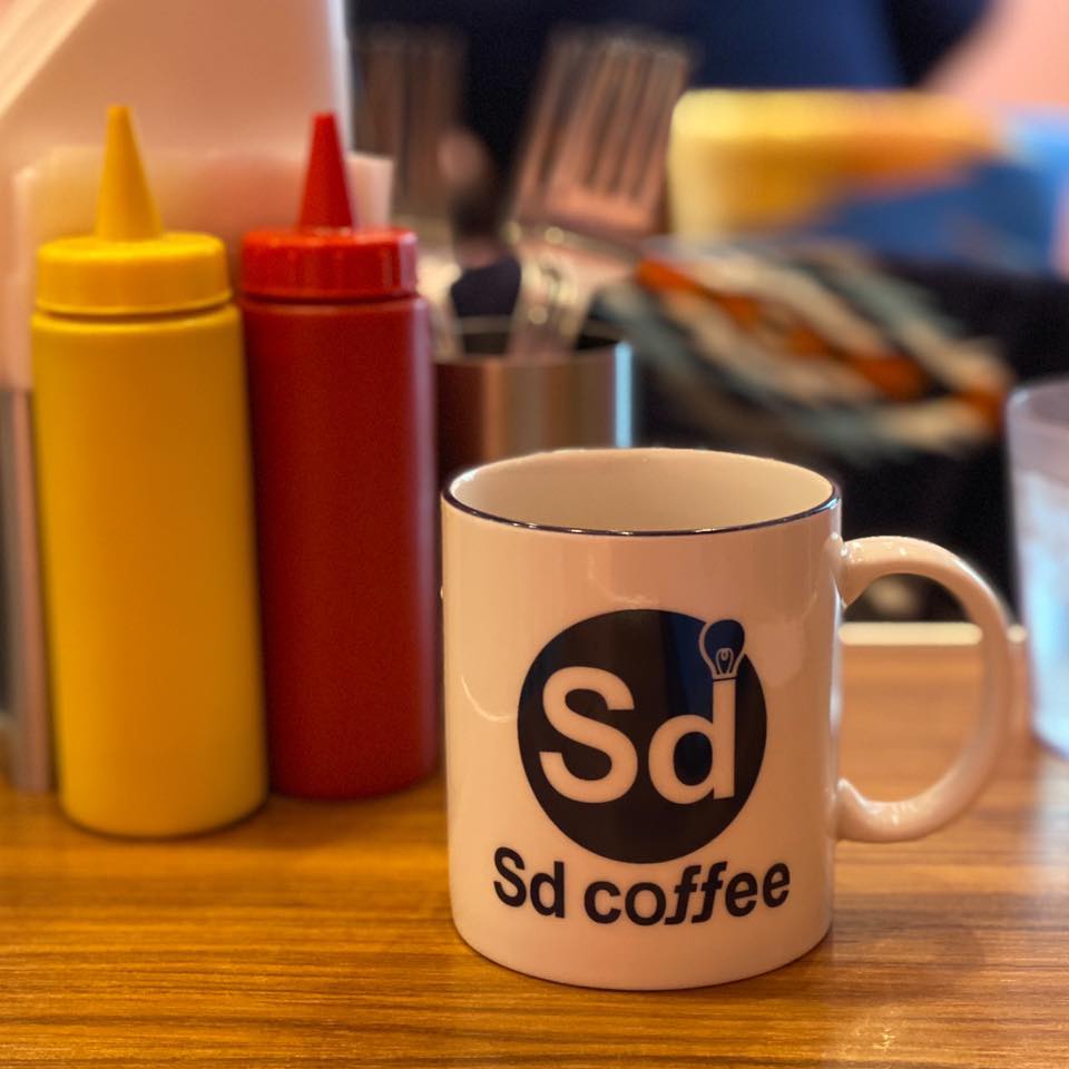 BURGER&MILKSHAKE CRANE