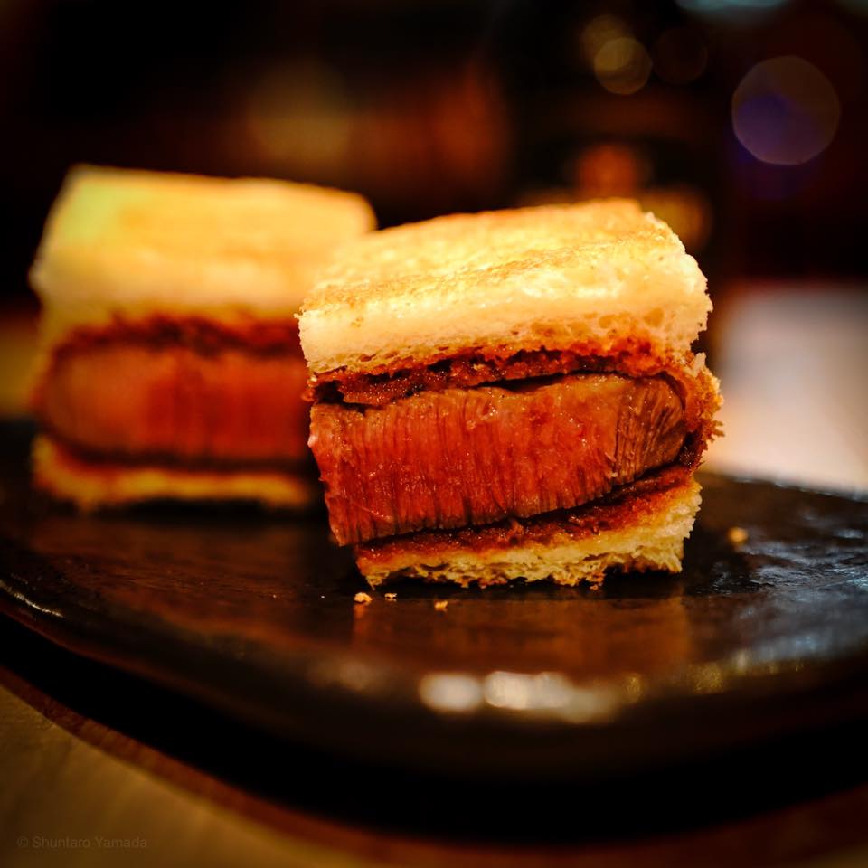 炭火焼肉 なかはら