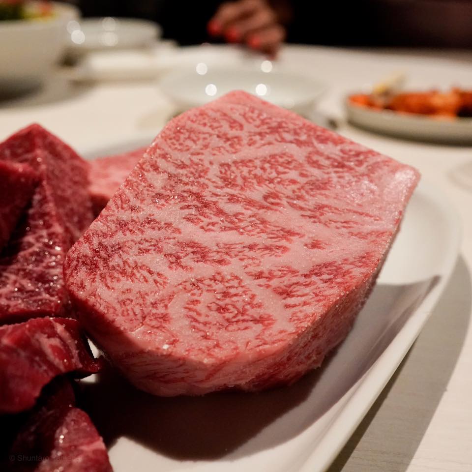 東京食肉市場直送 肉焼屋 D-29 表参道店