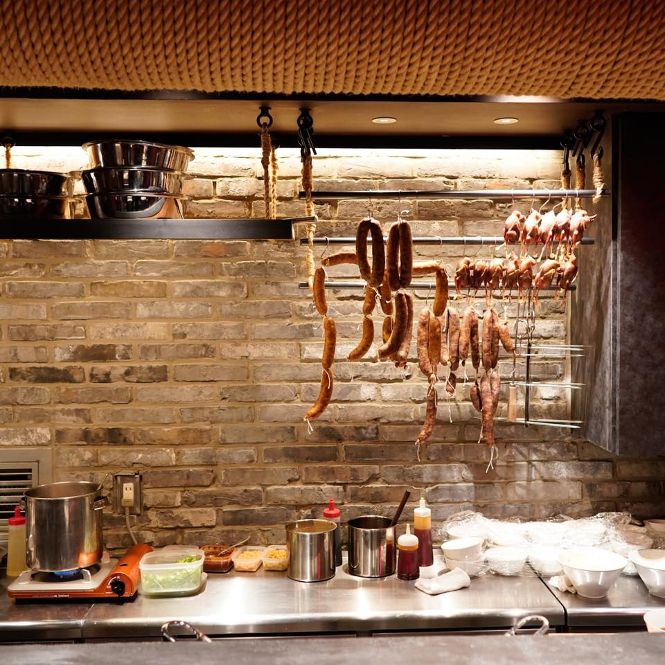 銀座 やまの辺 厨房 CHUFANG