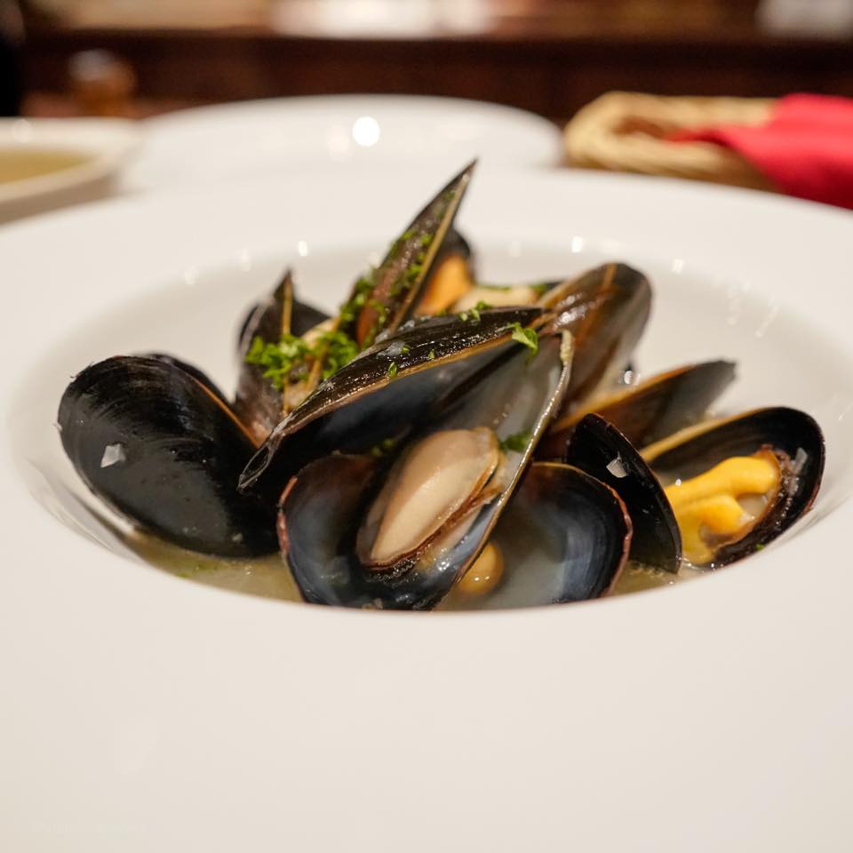 ビストロ シャンパーニュ トレゾール