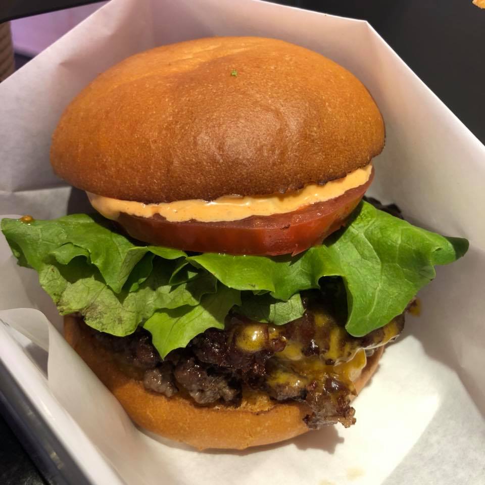 ヘンリーズ バーガー代官山