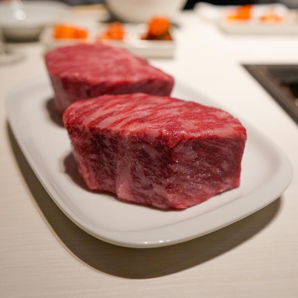 東京食肉市場直送 肉焼屋 D-29 表参道店