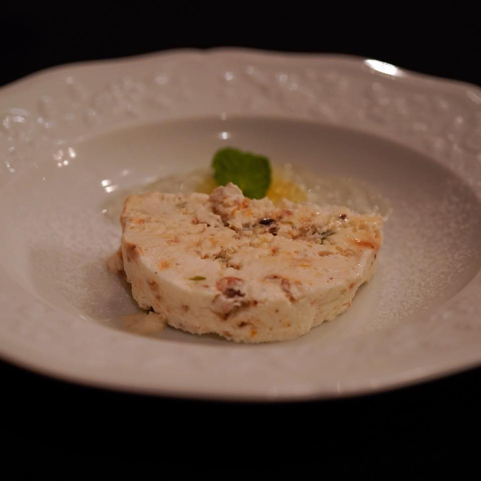 レストラン アロム