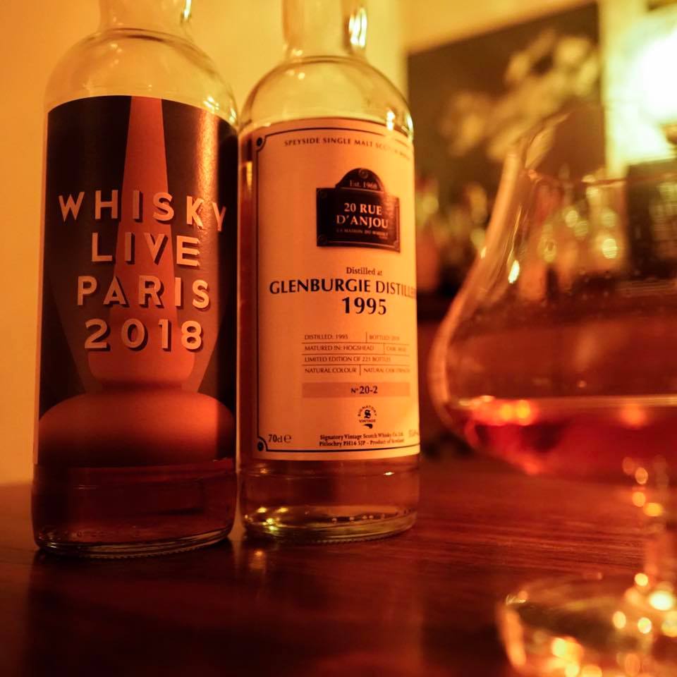 バー　アンティーク