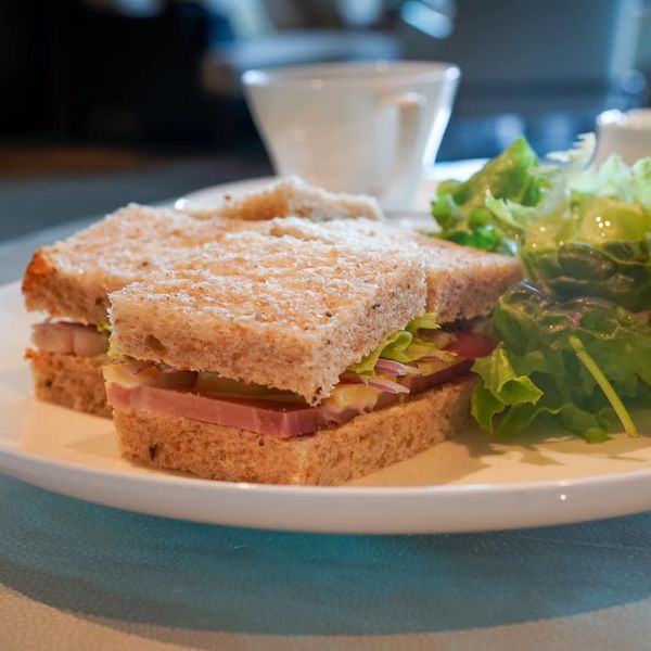 ザ　パレス　ラウンジ