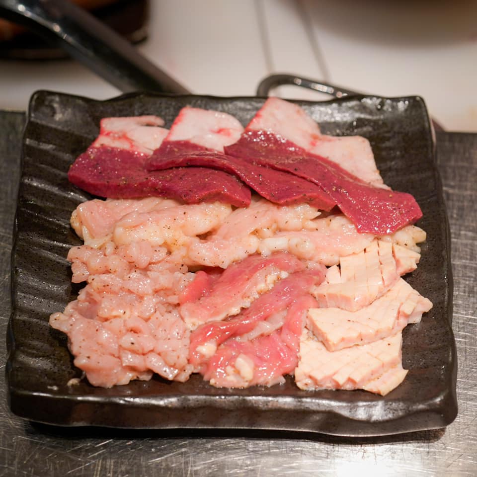 炭火焼肉 なかはら