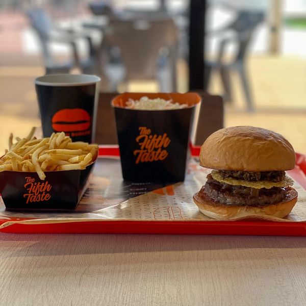 ウマミバーガー 有明ガーデン店