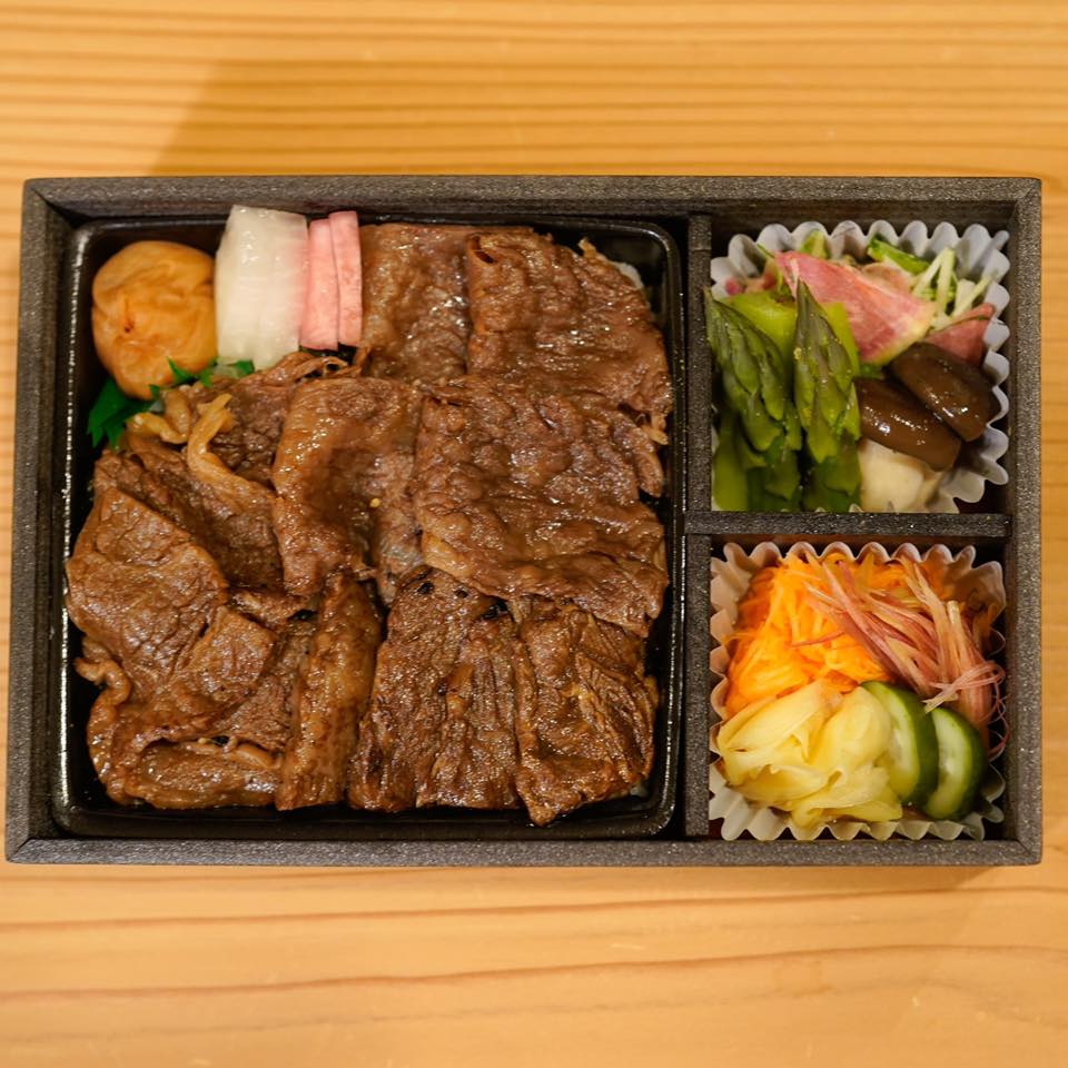 東京食肉市場直送 肉焼屋 D-29 表参道店