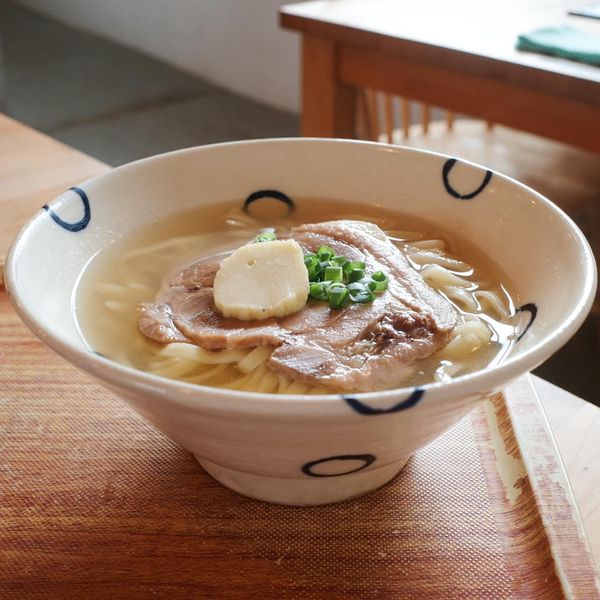 島豆腐と、おそば。真打田仲そば