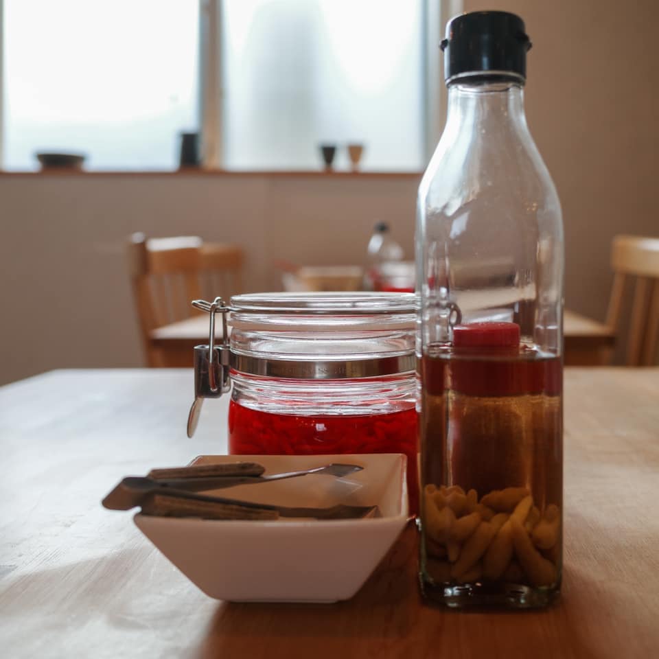 島豆腐と、おそば。真打田仲そば