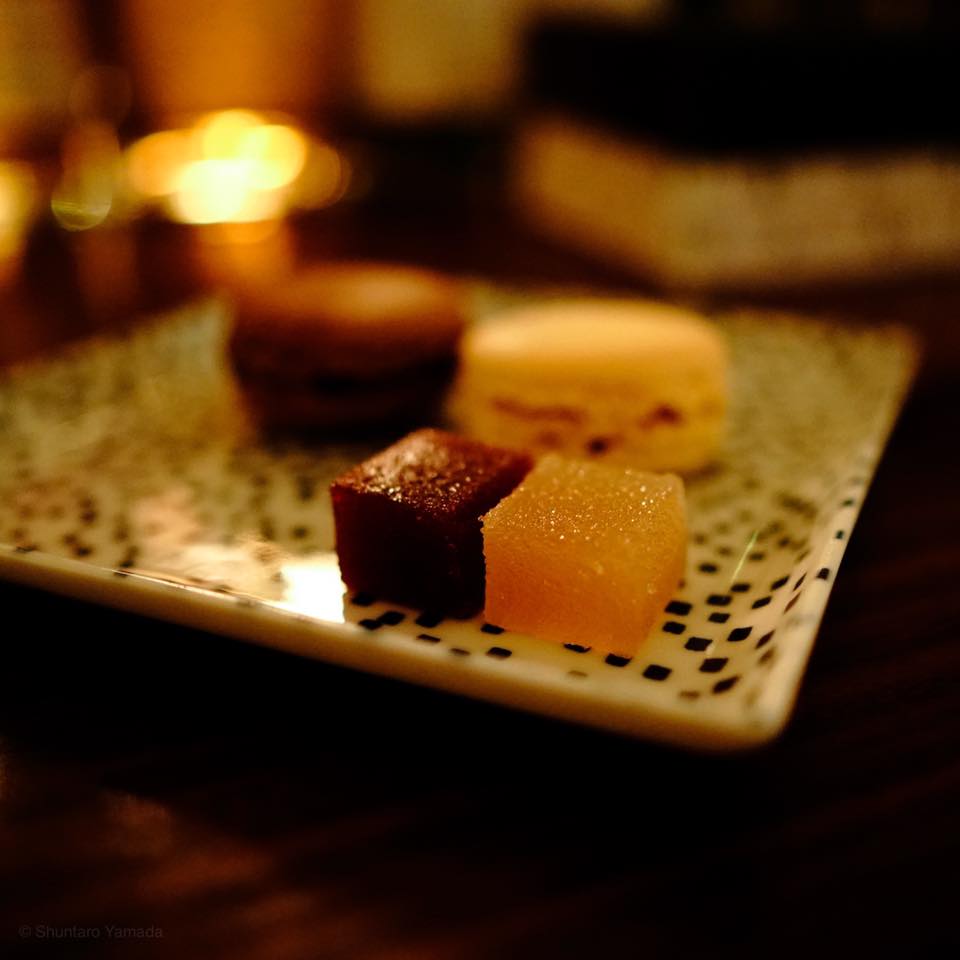 バー　アンティーク