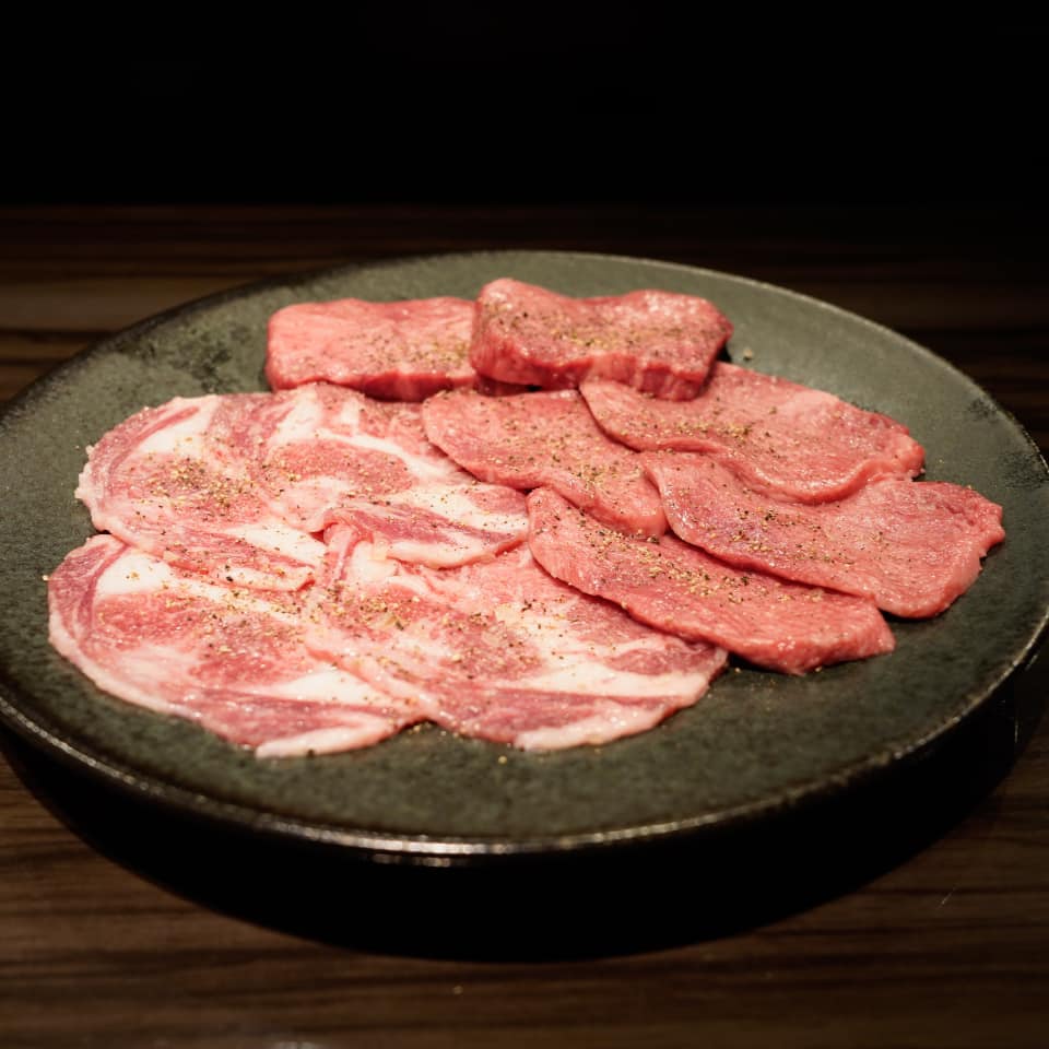 東京食肉市場直送 肉焼屋 D-29 表参道店