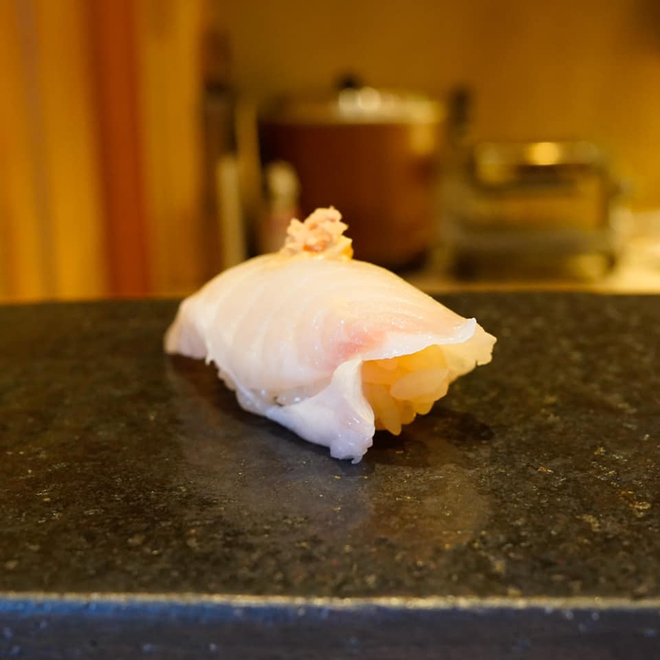 変タイ鮨 すがひさ