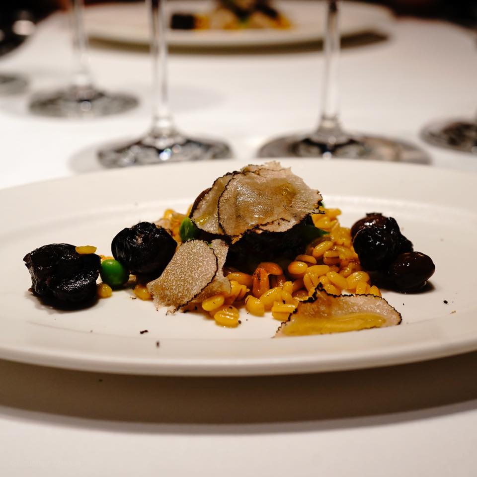 テストキッチンエイチ【Test Kitchen H　X　Fogliolina della Porta Fortuna】